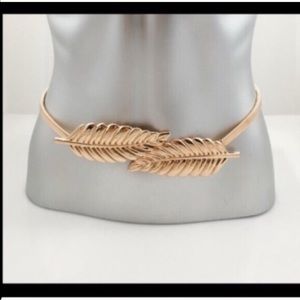 NEW GOLD LEAF BUCKLE SKINNY SLINKY STRETCH BELT
